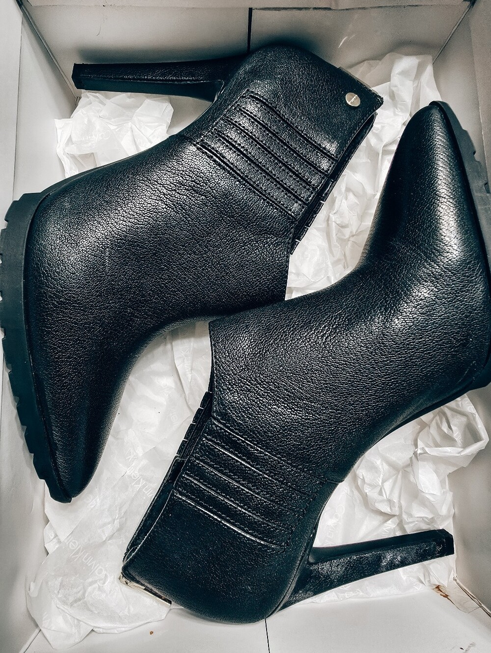 Calvin Klein Ankle Boots Sz 8